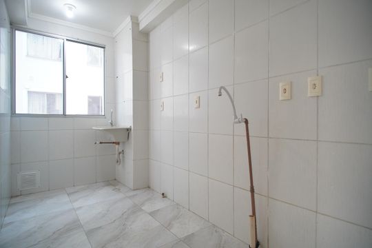 Cozinha de apartamento para alugar com 2 quartos, 48m² em Santos Dumont, São Leopoldo