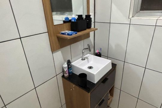 Banheiro de apartamento para alugar com 1 quarto, 40m² em Praia de Belas, Porto Alegre