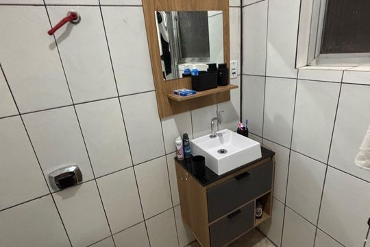 Banheiro de apartamento para alugar com 1 quarto, 40m² em Praia de Belas, Porto Alegre