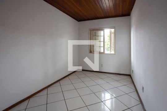 Casa para alugar com 2 quartos, 50m² em Costa E Silva, Porto Alegre