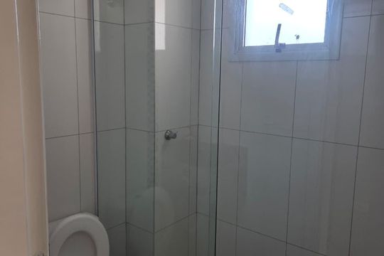 Banheiro de apartamento para alugar com 2 quartos, 86m² em Vila Nossa Senhora das Vitorias, Mauá