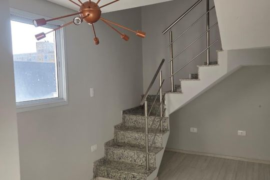 Apartamento para alugar com 2 quartos, 86m² em Vila Nossa Senhora das Vitorias, Mauá