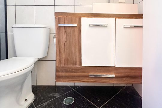 Banheiro Social de apartamento à venda com 2 quartos, 55m² em Baeta Neves, São Bernardo do Campo
