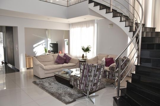 Casa de Condomínio para alugar com 4 quartos, 322m² em Gramadão, Jundiaí