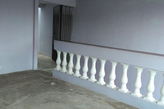 Área externa de casa à venda com 2 quartos, 148m² em Jardim Monte Alegre, São Paulo