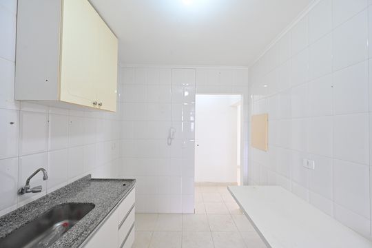 Cozinha de apartamento à venda com 2 quartos, 75m² em Indianópolis, São Paulo