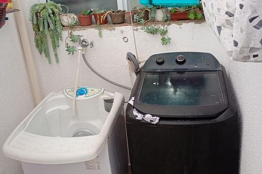 Área de serviço de apartamento para alugar com 2 quartos, 62m² em Vila Bocaina, Mauá