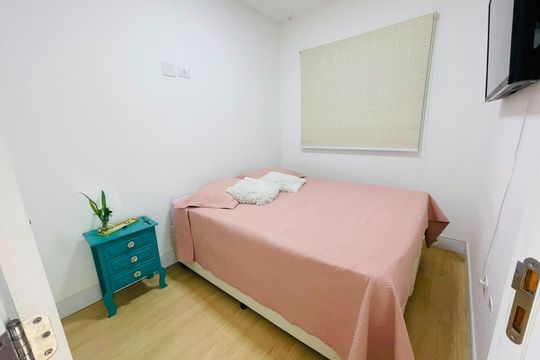 Quarto de apartamento à venda com 2 quartos, 110m² em Jardim do Estádio, Santo André