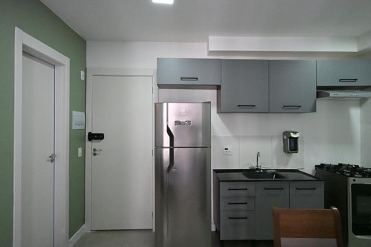 Cozinha de apartamento para alugar com 2 quartos, 36m² em Vila Andrade, São Paulo