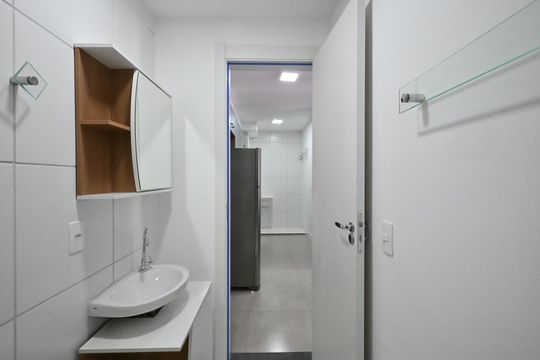 Banheiro de apartamento para alugar com 2 quartos, 36m² em Vila Andrade, São Paulo