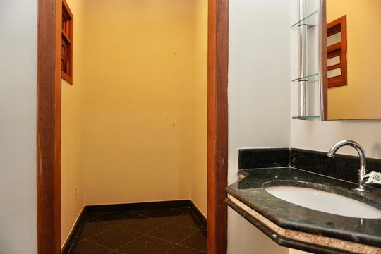 Edícula - Suíte Individual 2 de casa à venda com 5 quartos, 240m² em Santa Amelia, Belo Horizonte