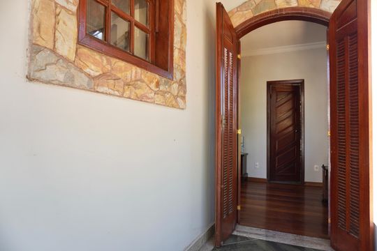 Suíte 3 - Varanda de casa à venda com 5 quartos, 240m² em Santa Amelia, Belo Horizonte