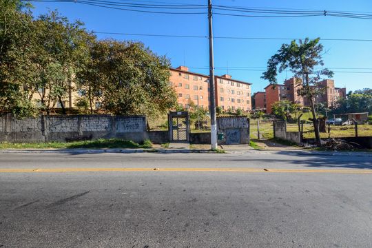 Fachada de apartamento para alugar com 2 quartos, 62m² em Parque Pan Americano, São Paulo