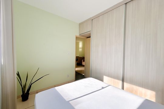 Apartamento à venda com 2 quartos, 59m² em Manacás, Belo Horizonte