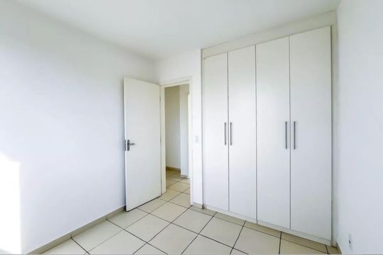 Apartamento à venda com 3 quartos, 68m² em Vila Amaral, Belo Horizonte