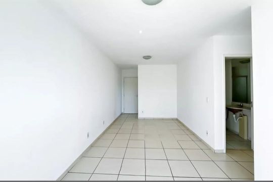 Sala de apartamento à venda com 3 quartos, 68m² em Vila Amaral, Belo Horizonte