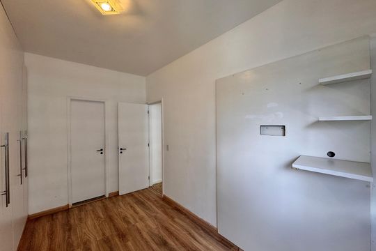 Suíte de apartamento para alugar com 2 quartos, 74m² em Barra da Tijuca, Rio de Janeiro