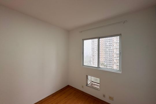 Quarto de apartamento à venda com 2 quartos, 64m² em Recreio dos Bandeirantes, Rio de Janeiro