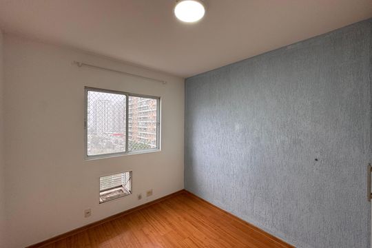 Quarto de apartamento à venda com 2 quartos, 64m² em Recreio dos Bandeirantes, Rio de Janeiro