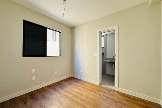 Suite 2 de apartamento à venda com 2 quartos, 60m² em Anchieta, Belo Horizonte