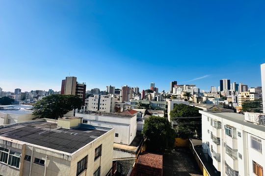 Vista  Cobertura de apartamento à venda com 3 quartos, 124m² em Anchieta, Belo Horizonte