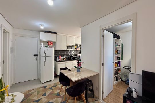 Sala de apartamento para alugar com 2 quartos, 35m² em Santo Amaro, São Paulo
