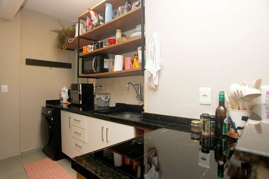 Cozinha + Área de Serviço de kitnet/studio para alugar com 1 quarto, 36m² em Centro Histórico, Porto Alegre