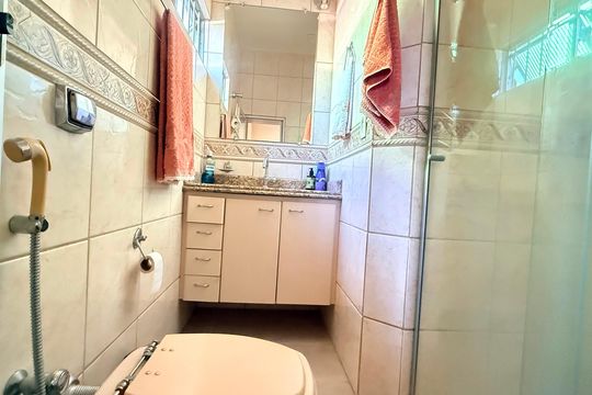 Banheiro da Suíte de casa à venda com 3 quartos, 300m² em Renascença, Belo Horizonte