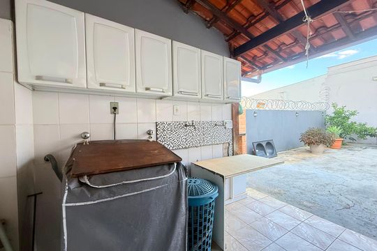 Área de Serviço de casa à venda com 3 quartos, 300m² em Renascença, Belo Horizonte