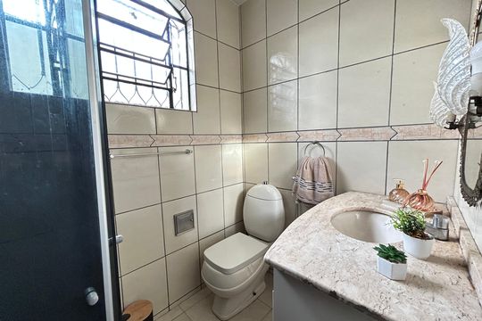 Banheiro 2 de casa de condomínio à venda com 4 quartos, 186m² em Cachambi, Rio de Janeiro