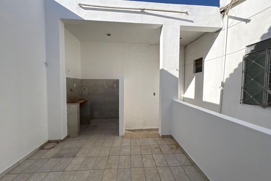 Área de serviço de casa para alugar com 2 quartos, 161m² em Jardim Bandeirantes, Contagem
