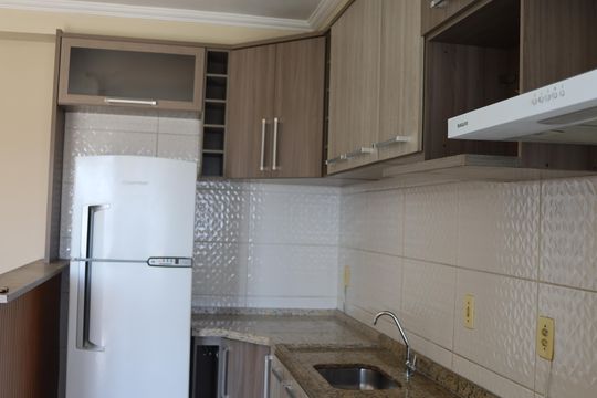 Cozinha de apartamento para alugar com 2 quartos, 55m² em Parque Viana, Barueri