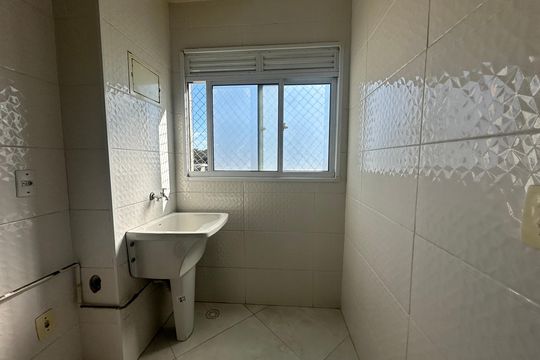 Área de Serviço de apartamento para alugar com 2 quartos, 55m² em Parque Viana, Barueri