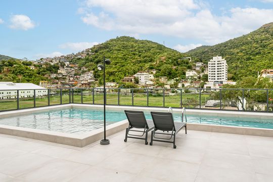 Apartamento para alugar com 1 quarto, 138m² em Saco Grande, Florianópolis