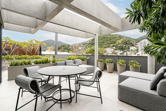 Apartamento para alugar com 1 quarto, 64m² em Saco Grande, Florianópolis