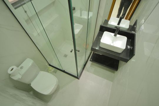 Banheiro da Suíte 1  de casa à venda com 2 quartos, 157m² em Demarchi, São Bernardo do Campo