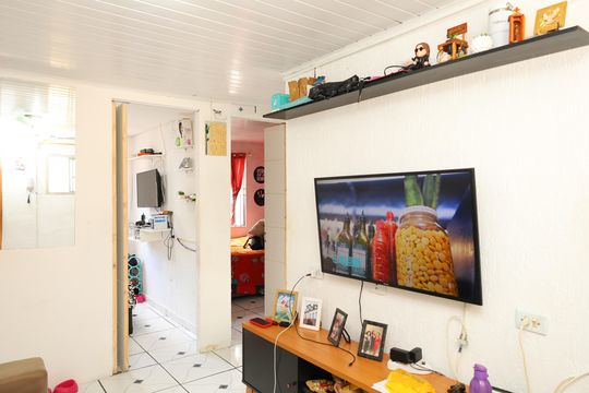 Apartamento à venda com 2 quartos, 35m² em Conjunto Residencial José Bonifácio, São Paulo