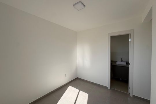 Suíte de apartamento para alugar com 2 quartos, 50m² em Recreio dos Bandeirantes, Rio de Janeiro