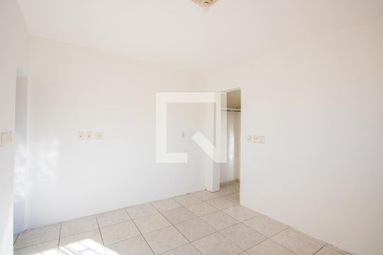 Sala de casa para alugar com 1 quarto, 80m² em Vila Guaraciaba, Santo André
