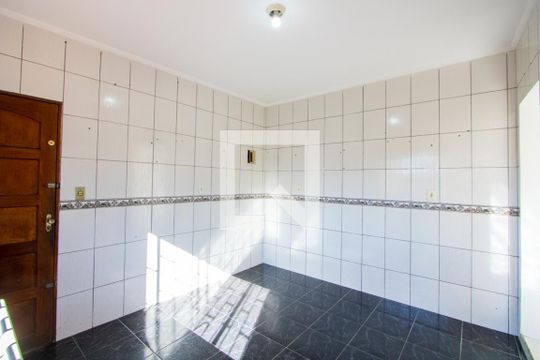 Cozinha de casa para alugar com 1 quarto, 80m² em Vila Guaraciaba, Santo André
