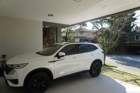 Garagem de casa de condomínio à venda com 3 quartos, 480m² em Morada dos Pinheiros (aldeia da Serra), Barueri
