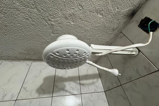 Banheiro Social - Superior de casa de condomínio à venda com 4 quartos, 312m² em Águas Claras, Brasília
