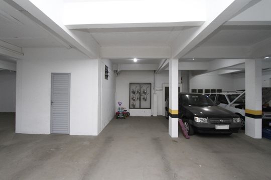 Garagem de apartamento à venda com 3 quartos, 97m² em Estoril, Belo Horizonte