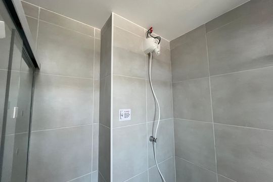 Banheiro de apartamento para alugar com 1 quarto, 35m² em Vila Andrade, São Paulo