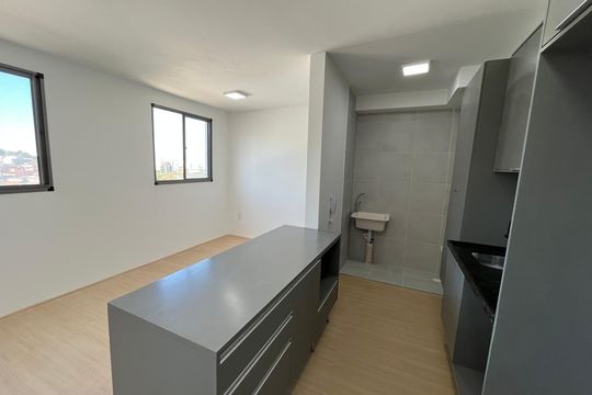 Cozinha de apartamento para alugar com 1 quarto, 35m² em Vila Andrade, São Paulo