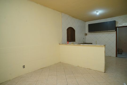 Sala de casa para alugar com 2 quartos, 95m² em Barroco, Maricá