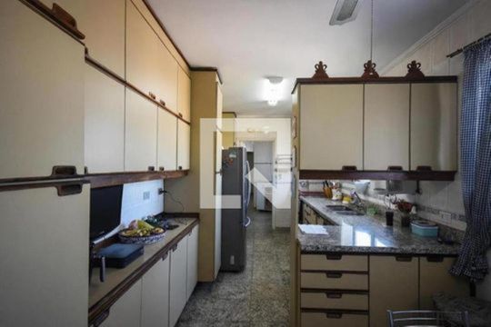 Cozinha de apartamento à venda com 4 quartos, 340m² em Paraisópolis, São Paulo