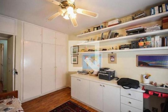 Quarto de apartamento à venda com 4 quartos, 340m² em Paraisópolis, São Paulo