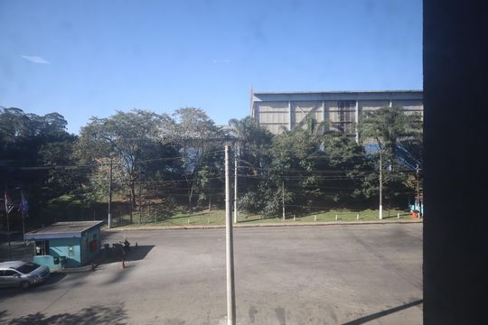 Vista Sala de apartamento para alugar com 2 quartos, 36m² em Usina Piratininga, São Paulo