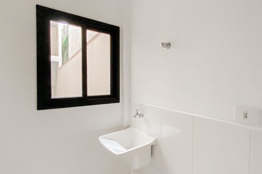 Área de Serviço de apartamento para alugar com 2 quartos, 48m² em Vila Sao Geraldo, São Paulo